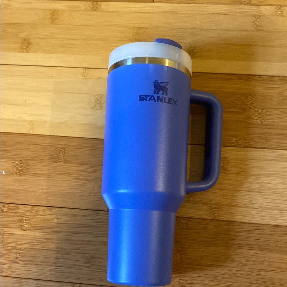Stanley purple blue tumbler cup 40 oz some signs of damage look at photos